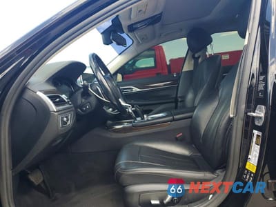 Zdjęcie 7 z 12 samochodu: 2018 BMW 740 XI VIN:WBA7E4C50JGV23989 - miniatura