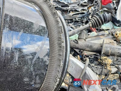 Zdjęcie 9 z 13 samochodu: 2020 BMW X5 M VIN:5YMJU0C07L9C61656 - miniatura