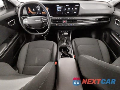 Zdjęcie 8 z 13 samochodu: 2025 KIA K4 LXS VIN:3KPFT4DE1SE084919 - miniatura