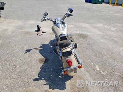 Czwarte zdjęcie samochodu z boku: 2005 KAWASAKI VN1600 A1 VIN:JKBVNKA185A014732 - miniatura