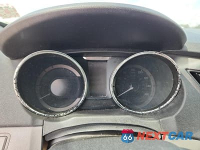 Zdjęcie 9 z 12 samochodu: 2013 HYUNDAI SONATA HYBRID VIN:KMHEC4A47DA083251 - miniatura