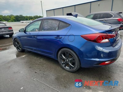 Drugie zdjęcie samochodu z przodu: 2019 HYUNDAI ELANTRA SEL VIN:5NPD84LF4KH431691 - miniatura