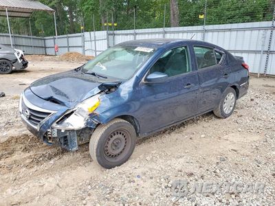 2017 NISSAN VERSA 1.6 S PLUS 3N1CN7AP3HL883872 - główne zdjęcie licytacji z USA - miniatura