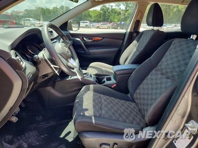 Zdjęcie 7 z 13 samochodu: 2017 NISSAN ROGUE SPORT SV VIN:JN1BJ1CP4HW001863 - miniatura