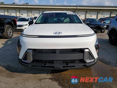 Piąte zdjęcie samochodu w środku: 2026 HYUNDAI KONA SEL SPORT VIN:KM8HFCAB1TU368022 - miniatura