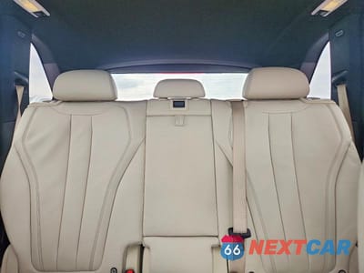 Zdjęcie 10 z 13 samochodu: 2014 BMW X5 XDRIVE35I VIN:5UXKR0C53E0H21928 - miniatura