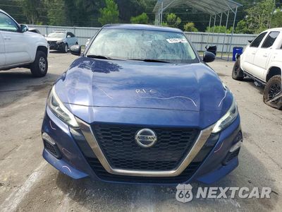 Piąte zdjęcie samochodu w środku: 2019 NISSAN ALTIMA SR VIN:1N4BL4CV3KC202501 - miniatura