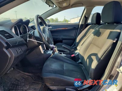 Zdjęcie 7 z 12 samochodu: 2016 MITSUBISHI LANCER ES VIN:JA32U2FU0GU004859 - miniatura