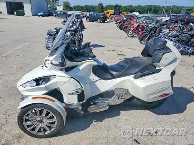 Trzecie zdjęcie samochodu z tyłu: 2017 CAN-AM SPYDER ROADSTER RT VIN:2BXNBDD20HV002956 - miniatura