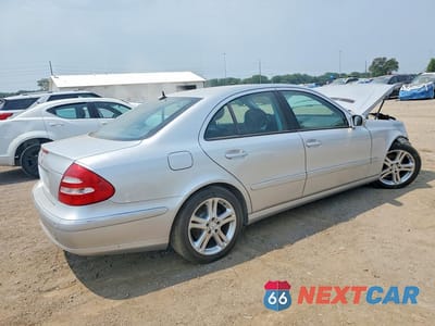 Trzecie zdjęcie samochodu z tyłu: 2006 MERCEDES-BENZ E 350 VIN:WDBUF56J86A945924 - miniatura