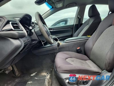 Zdjęcie 7 z 12 samochodu: 2018 TOYOTA CAMRY LE VIN:4T1B11HK6JU075468 - miniatura