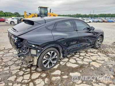 Trzecie zdjęcie samochodu z tyłu: 2021 FORD MUSTANG MACH-E PREMIUM VIN:3FMTK3SU4MMA28049 - miniatura
