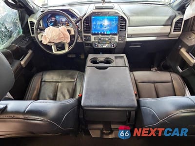 Zdjęcie 8 z 13 samochodu: 2022 FORD F350 SUPER DUTY VIN:1FT8W3BT4NED07594 - miniatura