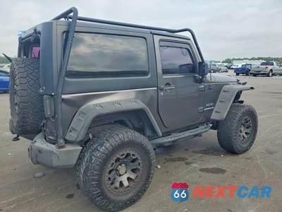 Trzecie zdjęcie samochodu z tyłu: 2017 JEEP WRANGLER SPORT VIN:1C4AJWAG2HL553274 - miniatura