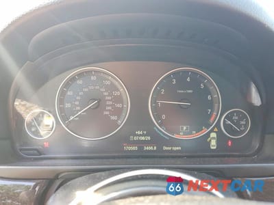 Zdjęcie 9 z 12 samochodu: 2016 BMW 535 XI VIN:WBA5B3C59GG260114 - miniatura