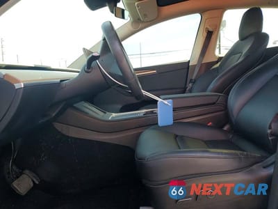 Zdjęcie 7 z 14 samochodu: 2022 TESLA MODEL Y VIN:7SAYGDEE9NF557902 - miniatura