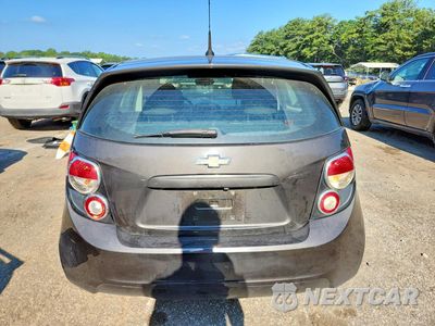 Zdjęcie 6 z 12 samochodu: 2014 CHEVROLET SONIC LT VIN:1G1JC6SB3E4174893 - miniatura