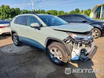 Czwarte zdjęcie samochodu z boku: 2022 TOYOTA RAV4 XLE VIN:4T3RWRFV3NU075257 - miniatura