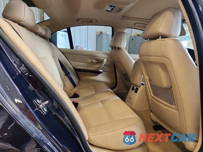 Zdjęcie 10 z 13 samochodu: 2008 BMW 328 XI VIN:WBAVC93598K043354 - miniatura