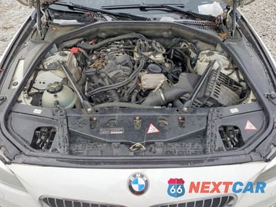 Zdjęcie 11 z 12 samochodu: 2015 BMW 528 XI VIN:WBA5A7C54FD624143 - miniatura