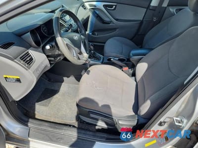 Zdjęcie 7 z 12 samochodu: 2014 HYUNDAI ELANTRA SE VIN:5NPDH4AE6EH477988 - miniatura