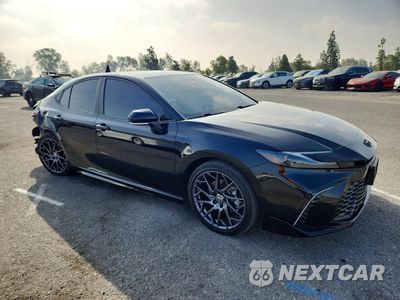 Czwarte zdjęcie samochodu z boku: 2025 TOYOTA CAMRY XSE VIN:4T1DAACK9SU052204 - miniatura