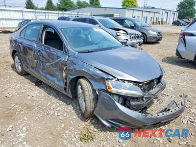Czwarte zdjęcie samochodu z boku: 2018 VOLKSWAGEN JETTA S VIN:3VW2B7AJXJM220714 - miniatura