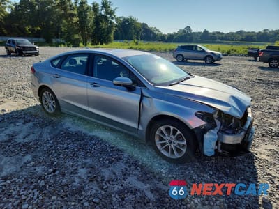 Czwarte zdjęcie samochodu z boku: 2020 FORD FUSION SE VIN:3FA6P0HD9LR190386 - miniatura