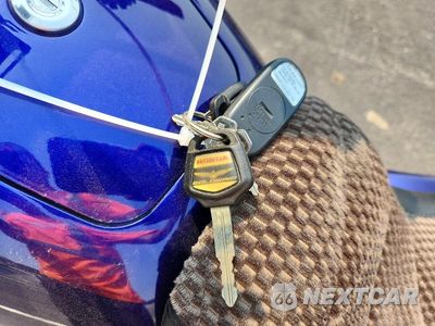 Zdjęcie 8 z 9 samochodu: 2003 HONDA GL1800 A VIN:1HFSC47493A202680 - miniatura