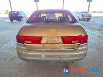 Zdjęcie 7 z 13 samochodu: 2005 HONDA ACCORD EX VIN:1HGCM66545A047476 - miniatura