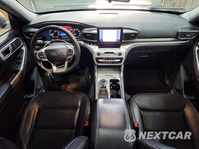 Zdjęcie 8 z 13 samochodu: 2021 FORD EXPLORER XLT VIN:1FMSK8DH9MGA89383 - miniatura