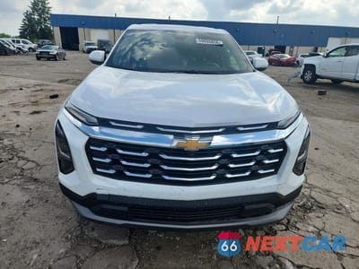 Piąte zdjęcie samochodu w środku: 2026 CHEVROLET EQUINOX LT VIN:3GNAXPEG9TL111000 - miniatura