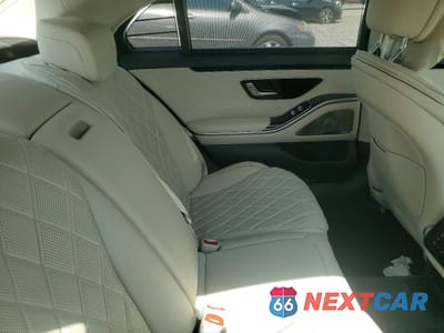 Zdjęcie 10 z 12 samochodu: 2025 MERCEDES-BENZ S 580 4MATIC VIN:W1K6G7GB9SA327666 - miniatura