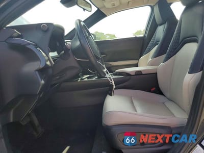 Zdjęcie 7 z 12 samochodu: 2019 LEXUS UX 200 VIN:JTHY3JBH1K2006253 - miniatura