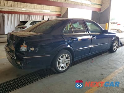 Trzecie zdjęcie samochodu z tyłu: 2004 MERCEDES-BENZ E 320 VIN:WDBUF65J24A575560 - miniatura