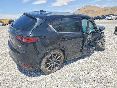 Trzecie zdjęcie samochodu z tyłu: 2018 MAZDA CX-5 GRAND TOURING VIN:JM3KFBDM9J0347464 - miniatura