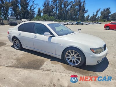 Czwarte zdjęcie samochodu z boku: 2006 BMW 750 I VIN:WBAHL83536DT00145 - miniatura