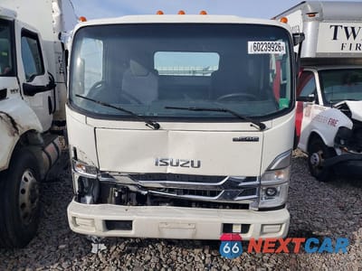 Piąte zdjęcie samochodu w środku: 2023 ISUZU NPR HD VIN:54DC4W1D9PS204005 - miniatura