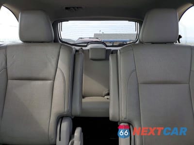 Zdjęcie 10 z 13 samochodu: 2019 TOYOTA HIGHLANDER HYBRID LIMITED VIN:5TDDGRFH6KS071623 - miniatura