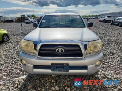 Piąte zdjęcie samochodu w środku: 2007 TOYOTA TACOMA V6 VIN:5TEUU42N27Z344798 - miniatura