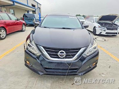 Piąte zdjęcie samochodu w środku: 2018 NISSAN ALTIMA 2.5 SV VIN:1N4AL3AP1JC240060 - miniatura