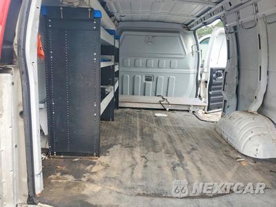 Zdjęcie 10 z 13 samochodu: 2015 CHEVROLET EXPRESS G2500 VIN:1GCWGFCF8F1161093 - miniatura