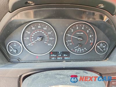 Zdjęcie 9 z 13 samochodu: 2018 BMW 3ER 330 I VIN:WBA8B9C53JK677202 - miniatura