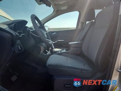 Zdjęcie 7 z 13 samochodu: 2017 FORD ESCAPE SE VIN:1FMCU0GD6HUE22770 - miniatura