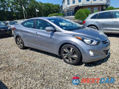Czwarte zdjęcie samochodu z boku: 2015 HYUNDAI ELANTRA LIMITED VIN:5NPDH4AE2FH613373 - miniatura