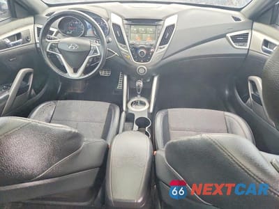 Zdjęcie 8 z 12 samochodu: 2016 HYUNDAI VELOSTER BASE VIN:KMHTC6AD7GU267661 - miniatura