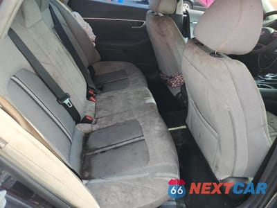 Zdjęcie 10 z 12 samochodu: 2021 HYUNDAI SONATA VIN:5NPEG4JA6MH086066 - miniatura