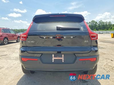 Zdjęcie 6 z 13 samochodu: 2026 VOLVO XC40 PLUS VIN:YV4L12UC4T2714052 - miniatura
