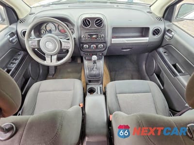 Zdjęcie 8 z 13 samochodu: 2017 JEEP COMPASS SPORT VIN:1C4NJDBB5HD168407 - miniatura