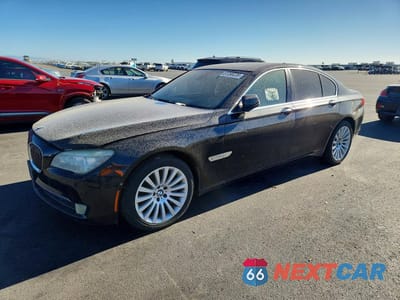 2012 BMW 750 I WBAKA8C50CCY37827 - główne zdjęcie licytacji z USA - miniatura